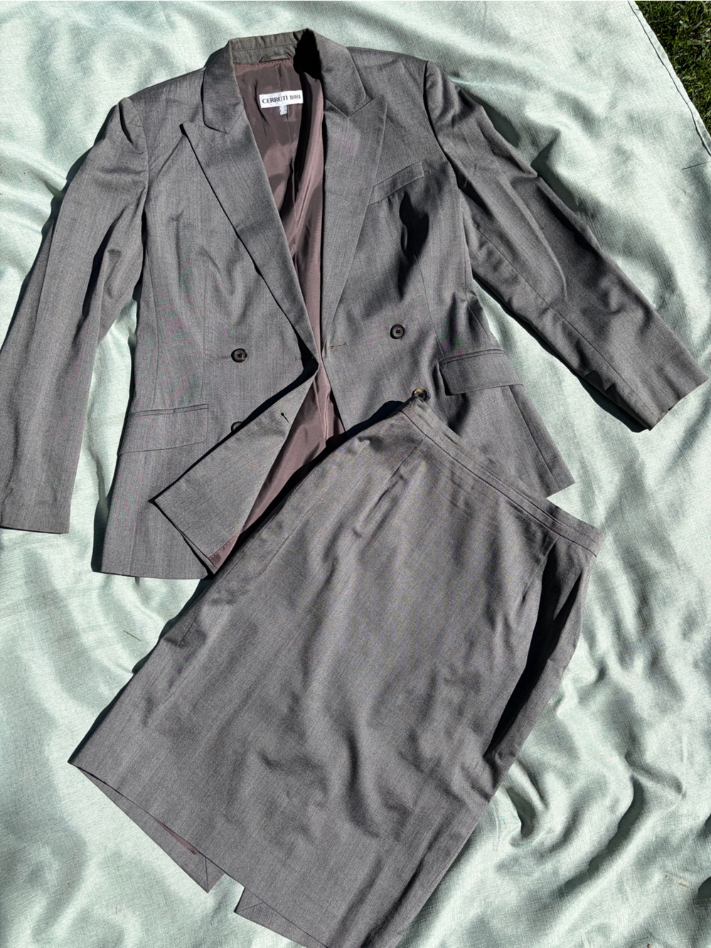 Cerruti 1881 Women's Gray Two-Piece Skirt Suit - Tailored Blazer & Pencil Skirt